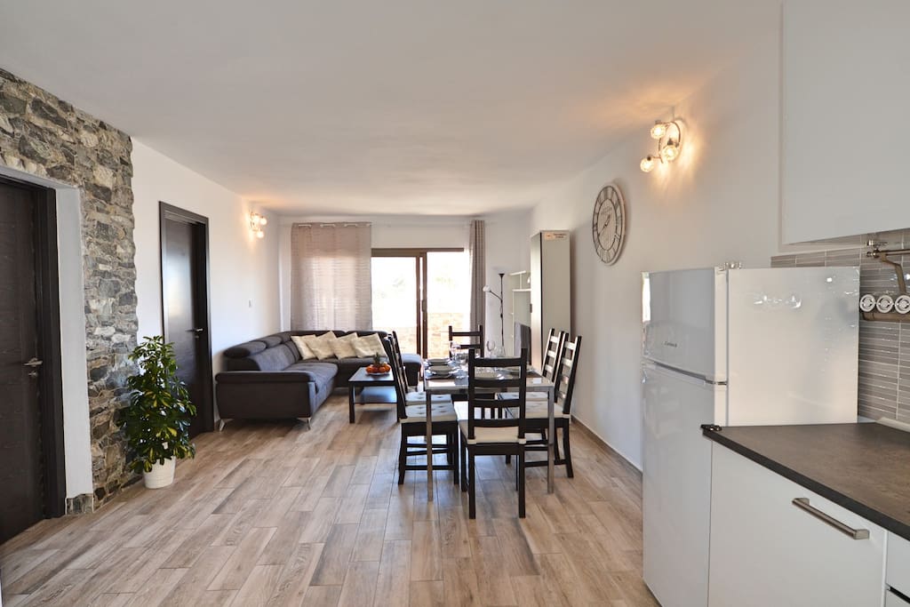 Spacious Living Room