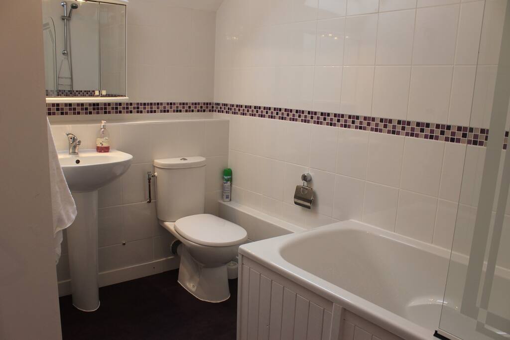 Upstairs bathroom