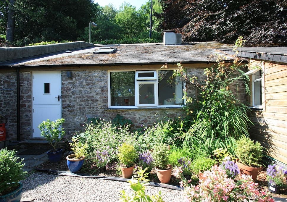 Garden Cottage a hidden luxury cottage in Totnes Guest houses for