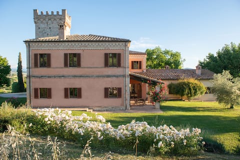 Tower - Fonte Sala Agritourism