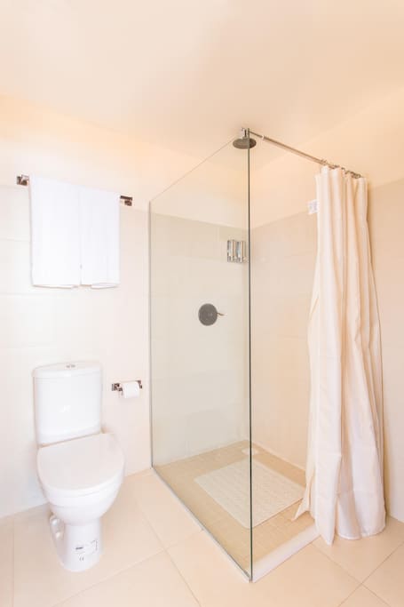 Bathroom Shower
Junior Suit
Double Deluxe