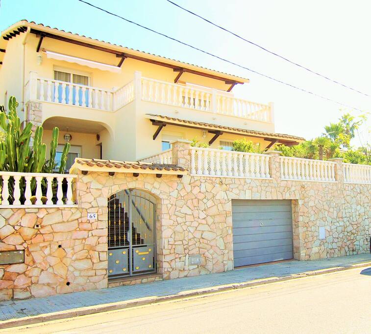 Villa