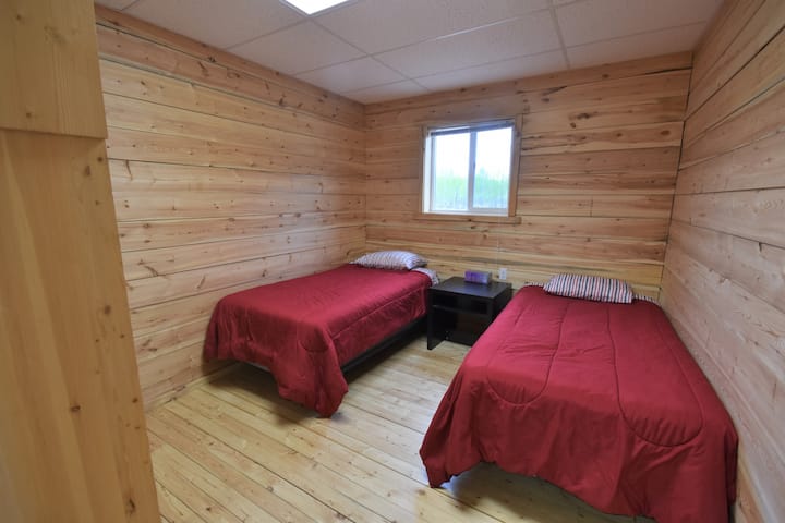 The Tamarac Bedroom 