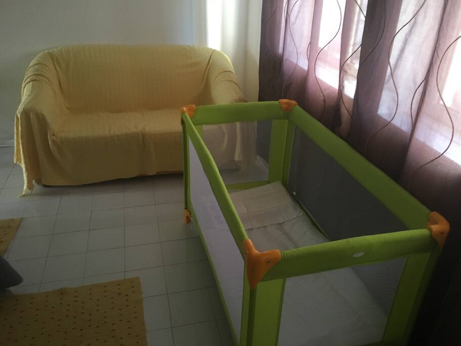 Possibilidade de cama de bebé.