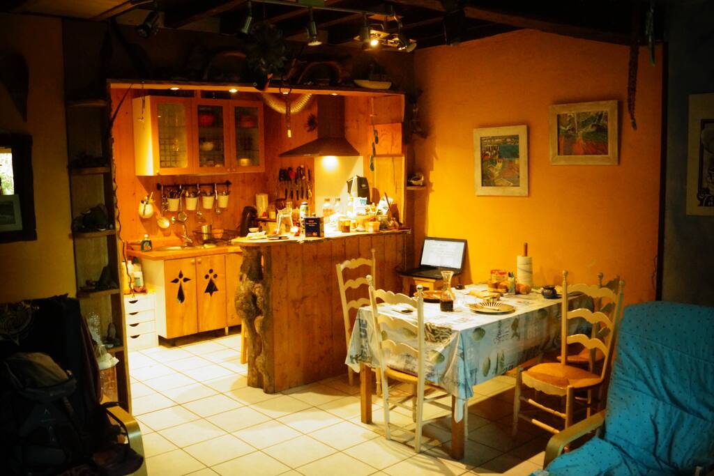 Salon et cuisine