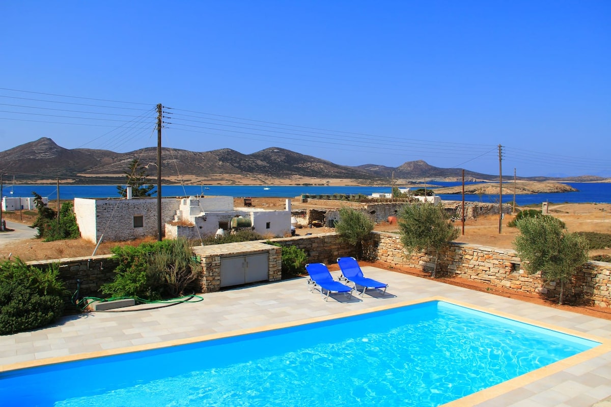 Antiparos Beach House — view 2