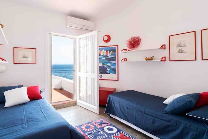Double room IL MARE with 2 beds 80x200 and wardrobe 