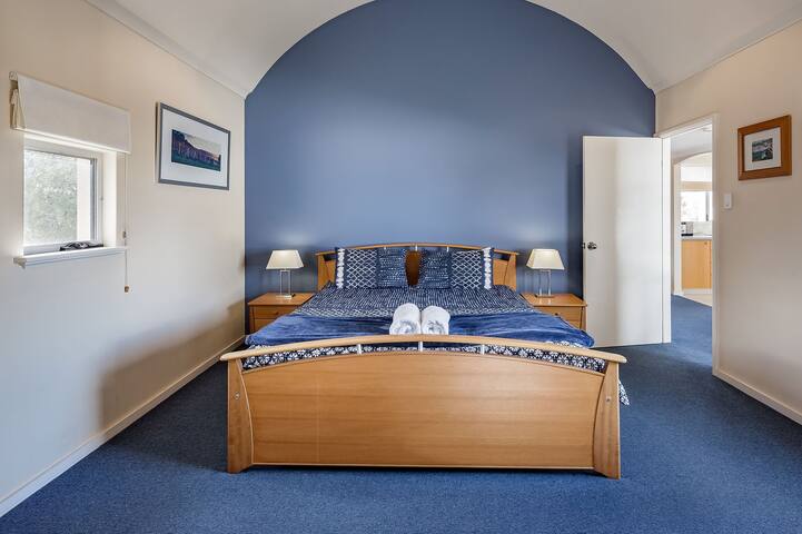 Waterfront Dunsborough House 3 gallery image 4