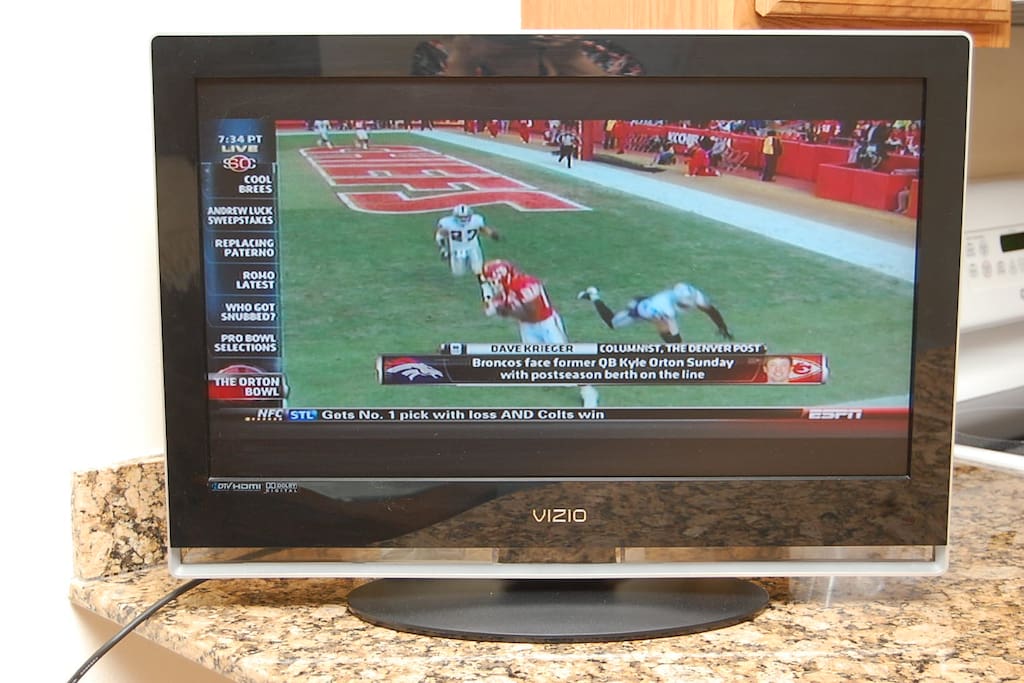 Oak Shores 160-Living Room TV