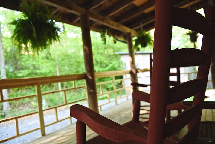 Airbnb Pigeon Forge Vacation Rentals Places To Stay