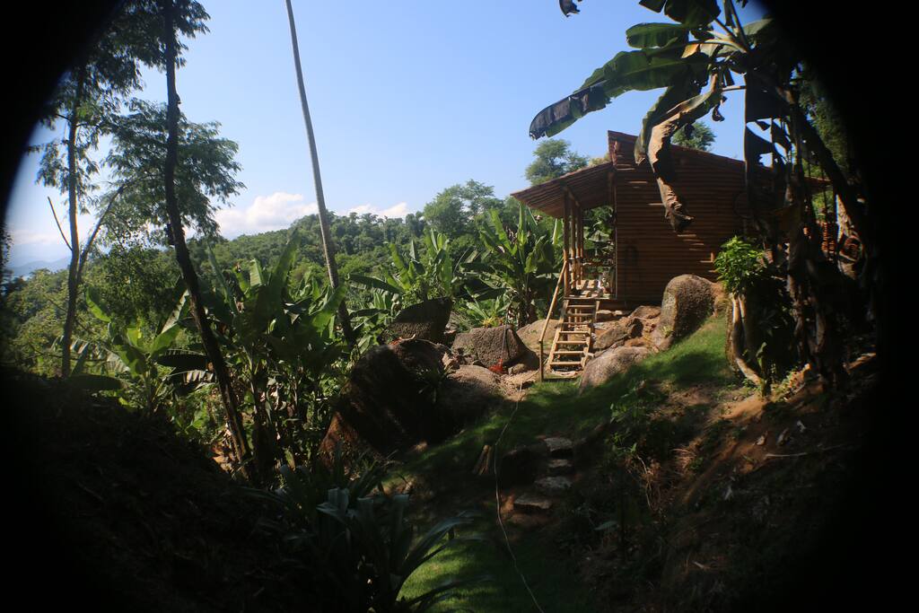 escada de acesso ao chalet.