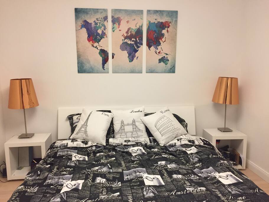 Guest bedroom