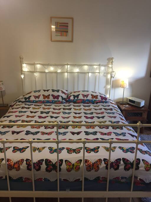King size bed