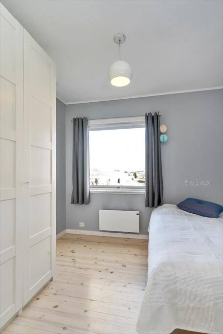 Today the room is with a desk, TV and bed that pulls out to a double bed