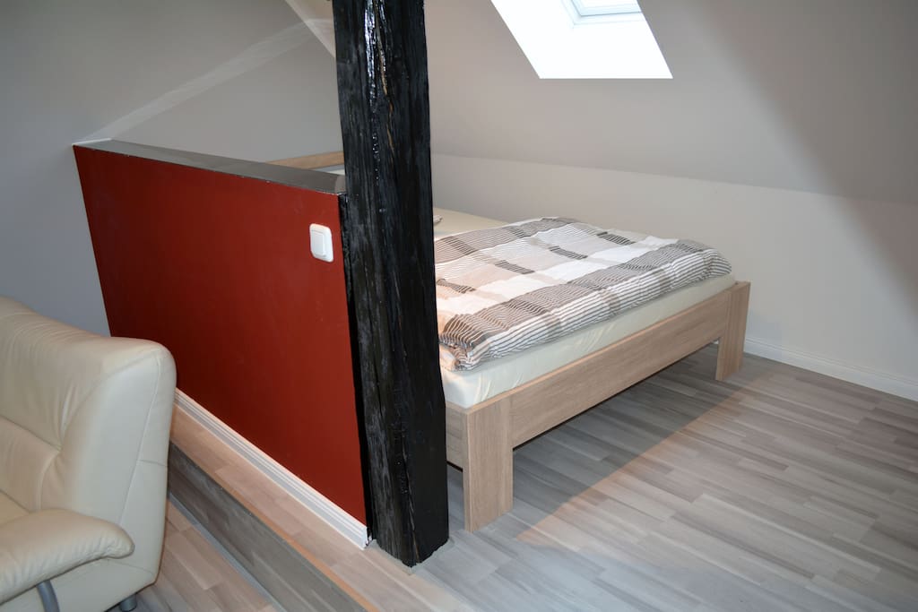 Bett 1,40 cm * 2,00 cm Bettnische