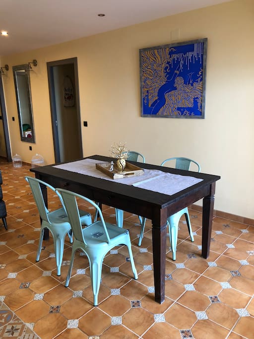 Dining zone