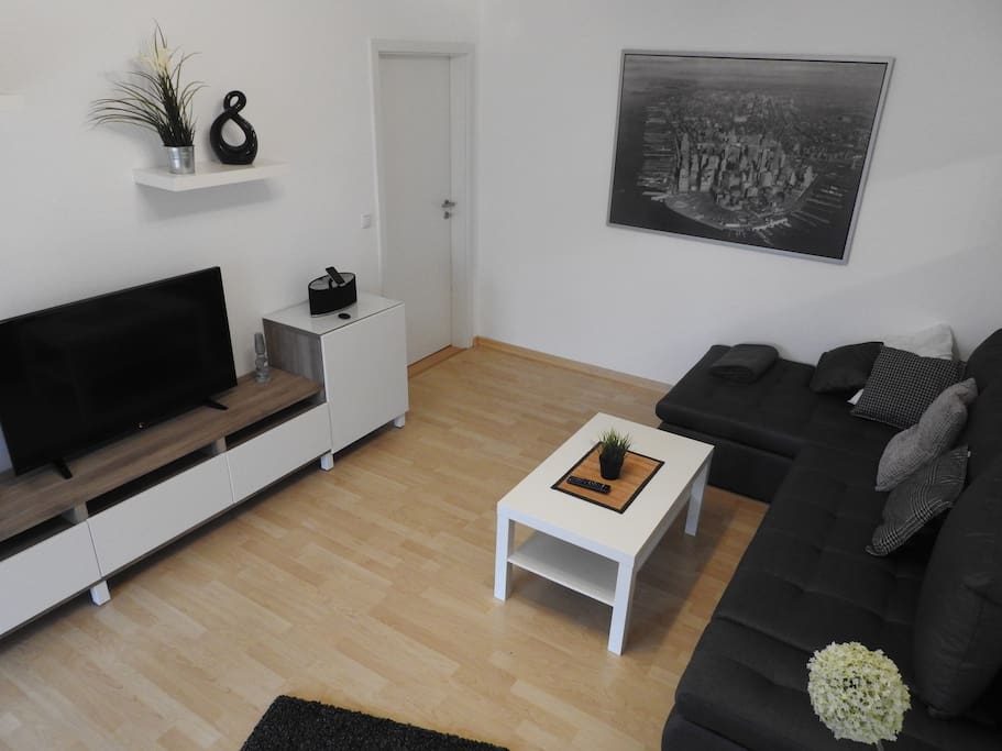 Wohnzimmer Ansicht 1