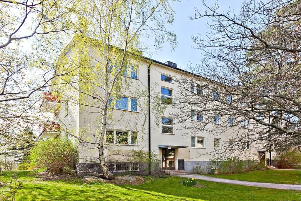 My apartment is on the first floor, the 3 windows to the right of the entrance