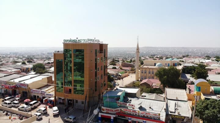 Diamond Hotel Hargeisa is the only Hotel and Full Service Restaurant open 24 Hrs/day, 7 days/week. 