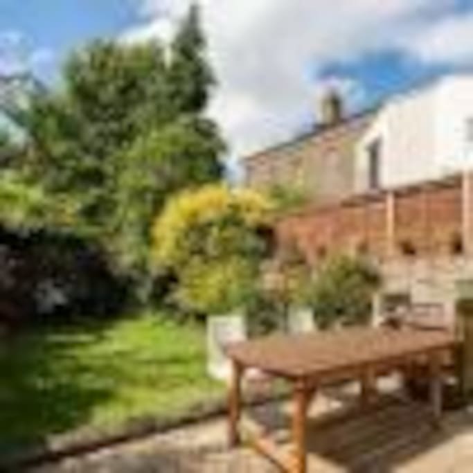Lovely sunny garden for BBQs, coffees or a glass of wine in the evening