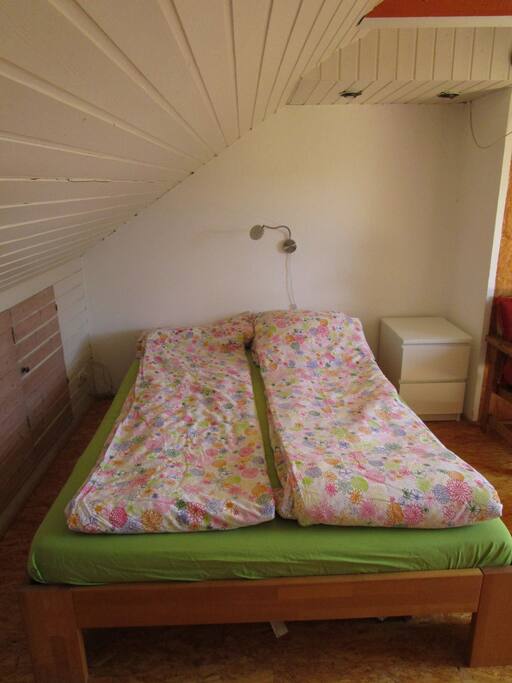 french bed 1,40 m²