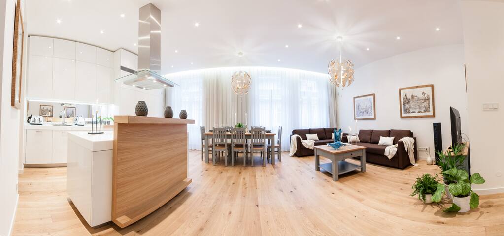 Glamour Excellent C 5-Bedrooms (Prague Old Town) gallery image 3