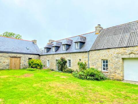 Charming family house near beaches