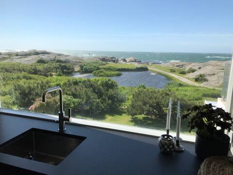 Unique apartment on Hönö. Panoramic views of the ocean.
