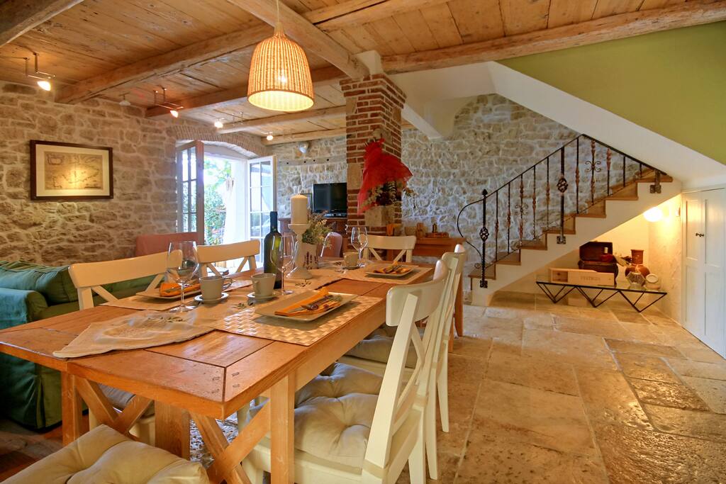 Casa Buscina living room