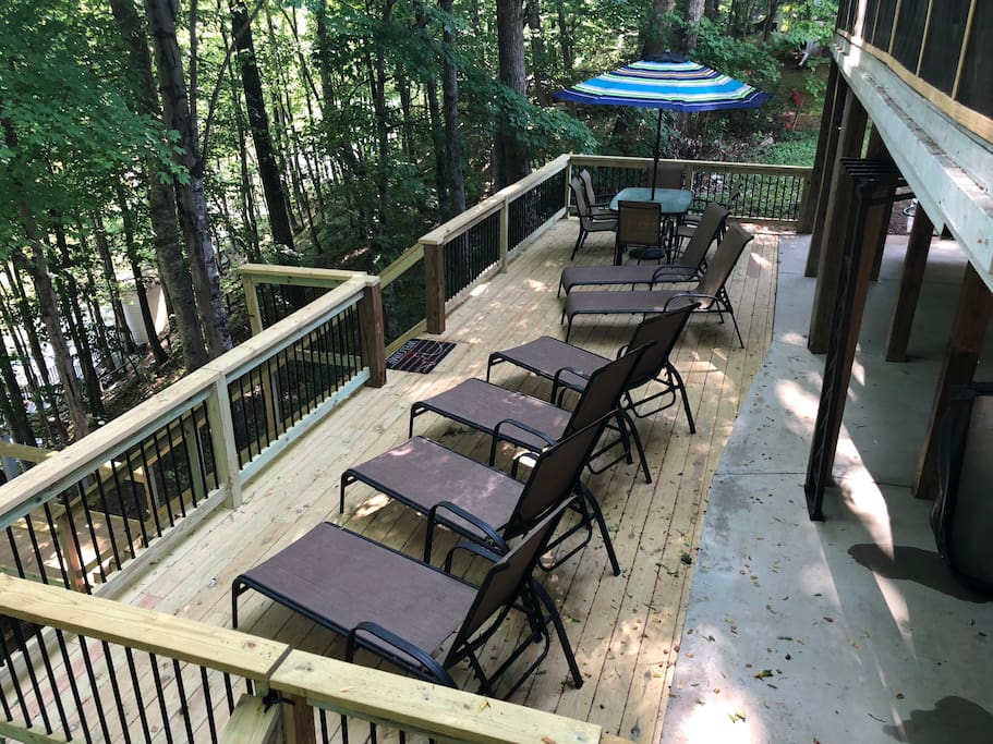 Brand new deck with lounge chairs for....lounging.