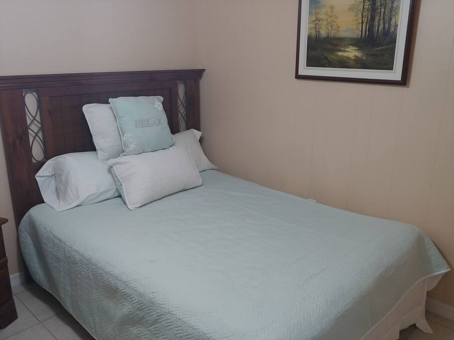 Queen Bed