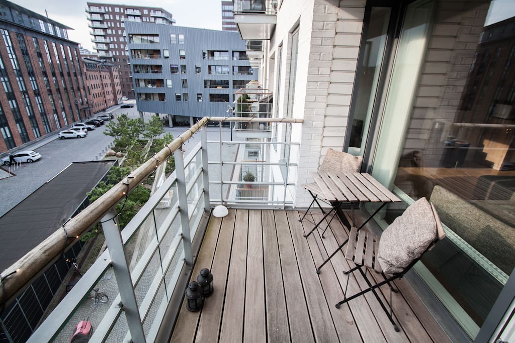 The balcony.