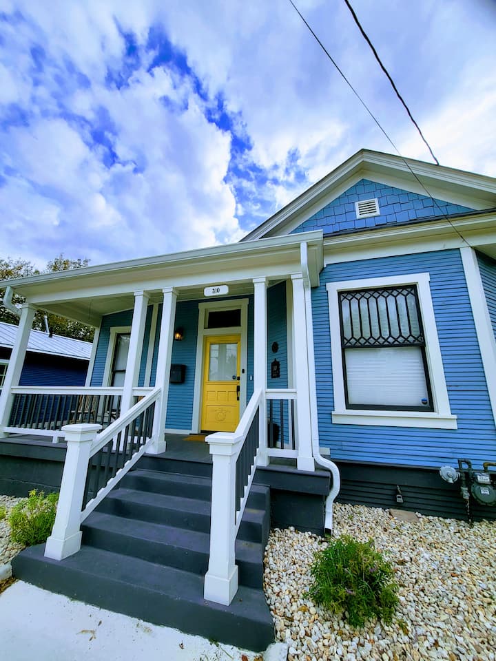 Luxury Lavaca Historic Downtown SA Houses for Rent in San Antonio