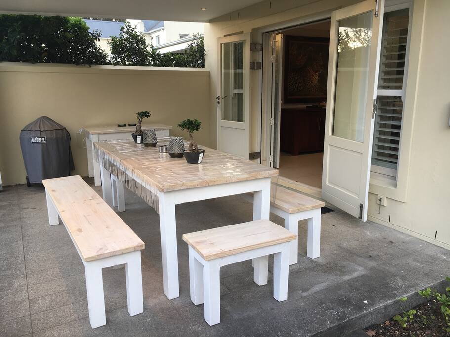 Patio / barbecue / backyard