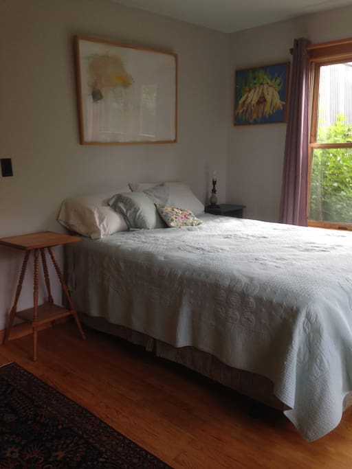 New Queen Bed
