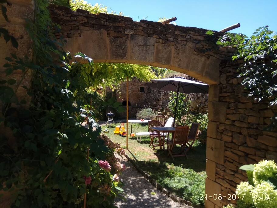 "La Bignone" jardin privé