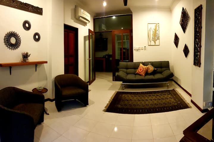 Prostor za opuštanje sa sofom na razvlačenje