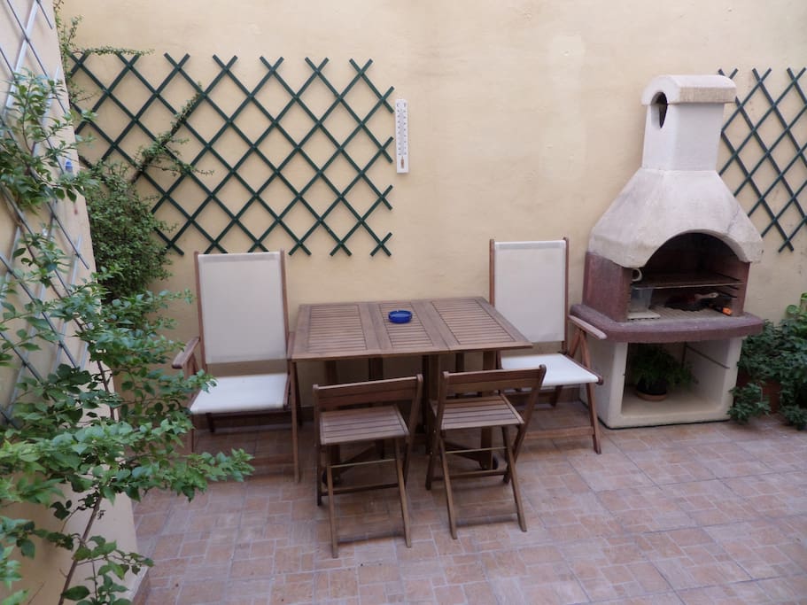 Smoking Area