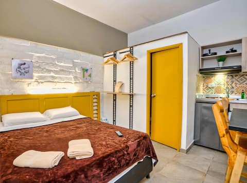 Urban Studio Apt 816 · Smart Stay · Medellín