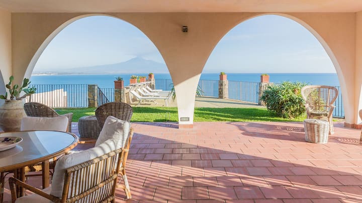 Punta moresca, seafront villa with private pool.