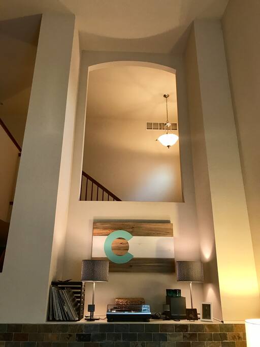 Vaulted ceilings (& record player!)