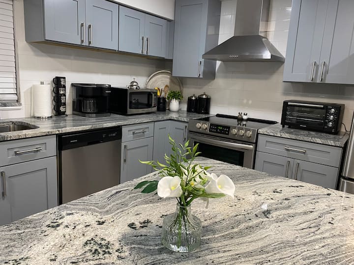 Ybor Heights cozy, stylish, quiet and convenient Houses for Rent in