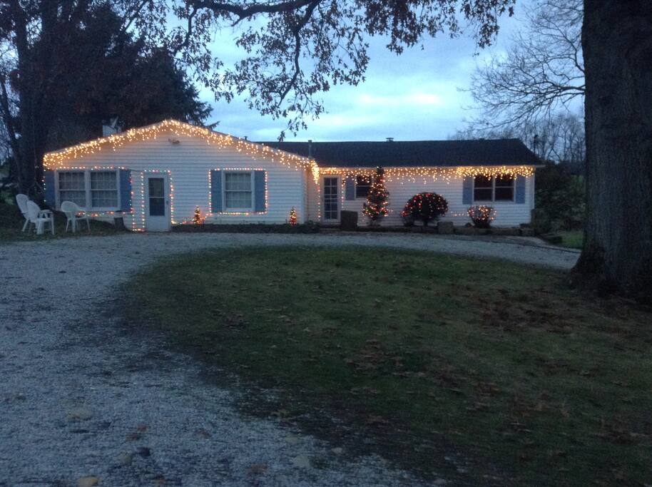 Duplex available. Long term also.