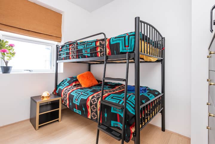 جناح جاسمين