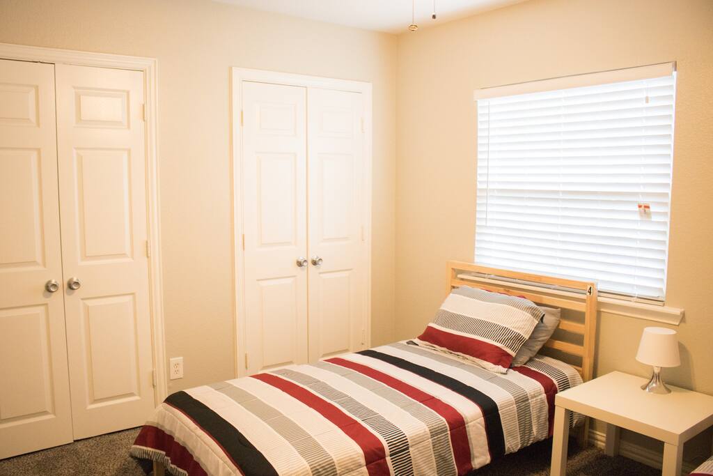 Bed 4 - Single Bed