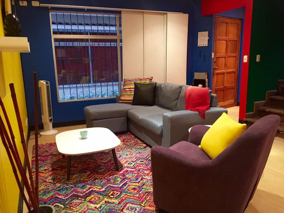 Sala Primer Piso || Living Room - First Floor