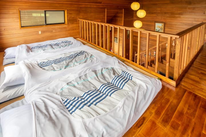 3階畳間には布団を3組