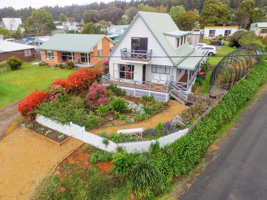 Tasman Street Cottage Houses for Rent in Port Arthur, Tasmania, Australia