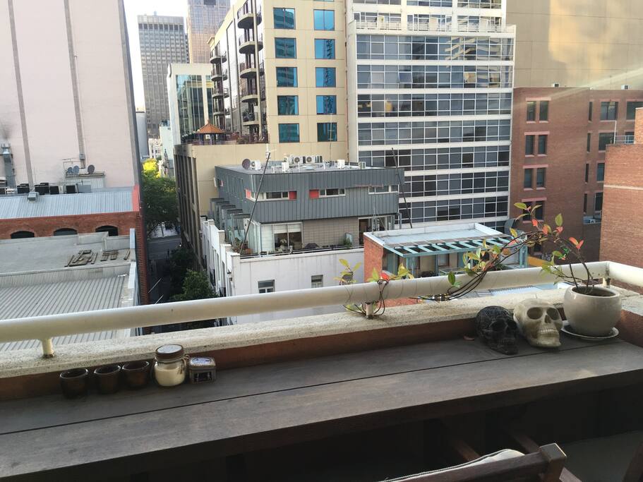 Over looking Hardware St