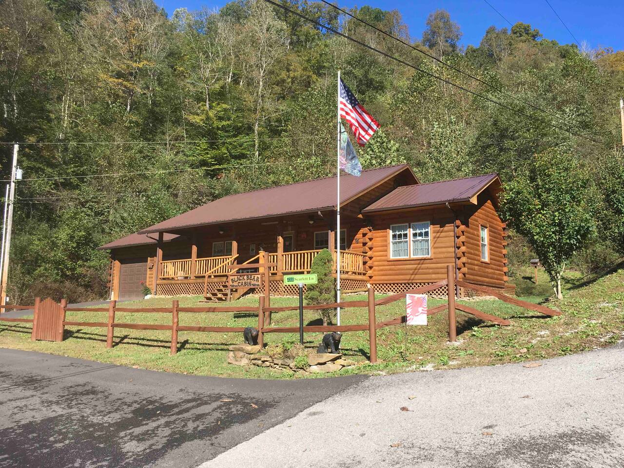 Black Bear Cabin Cabins For Rent In Neon